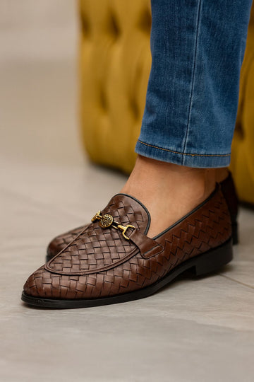 BROWN CHECKERED BRAIDED