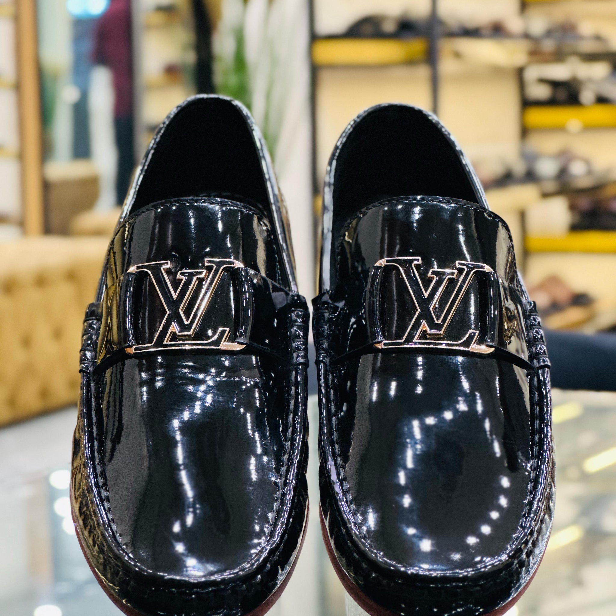 BLACK SHINY LOAFERS