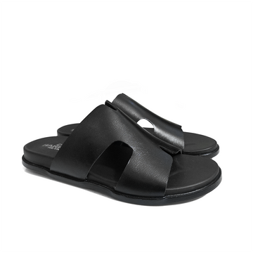 CLASSIC BLACK SLIPPERS