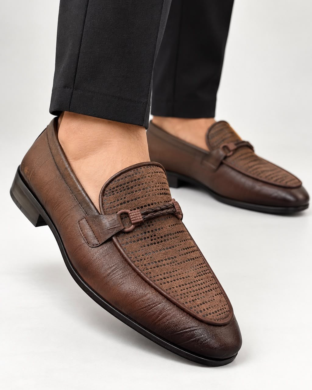 BROWN - 614
