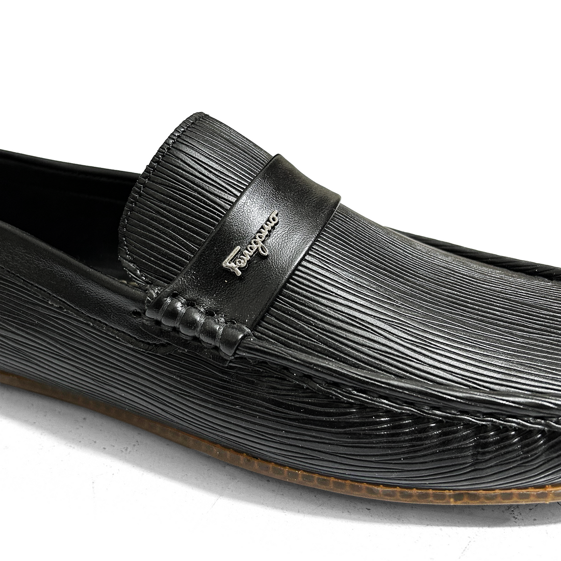 STRIPED BLACK LOAFERS