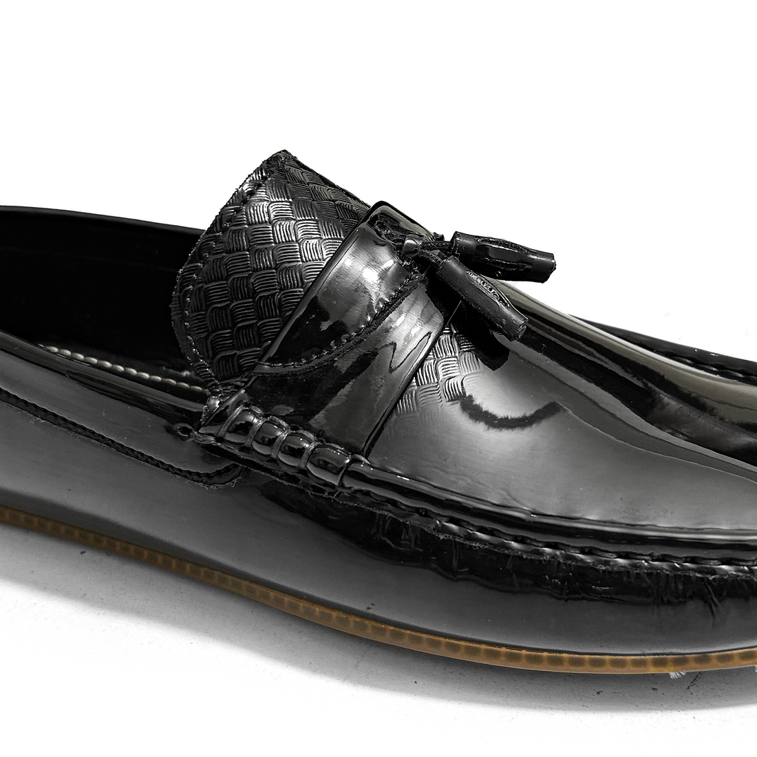 TASSEL BLACK LOAFERS