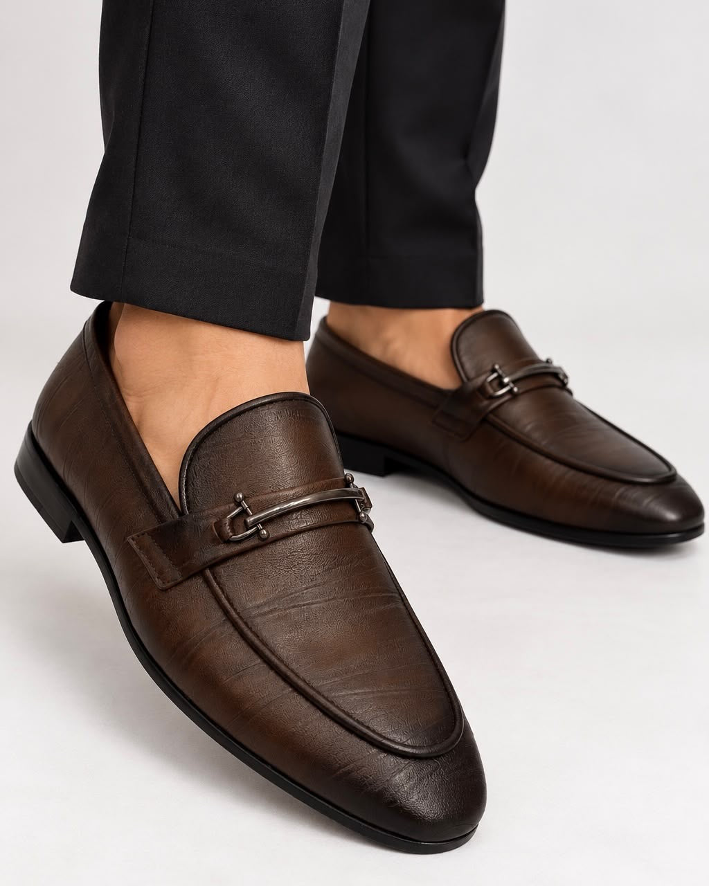 BROWN - 615