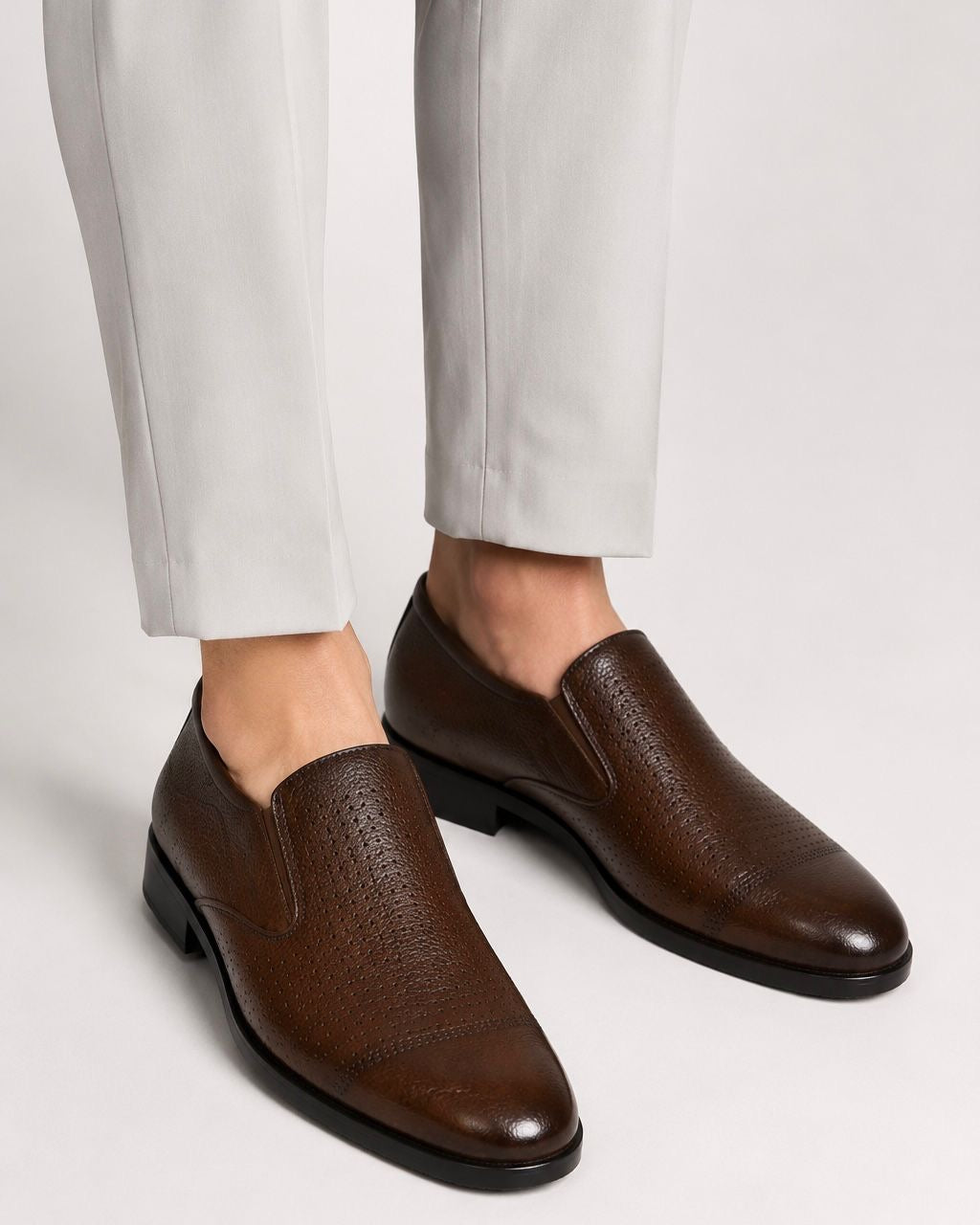 BROWN - MONK