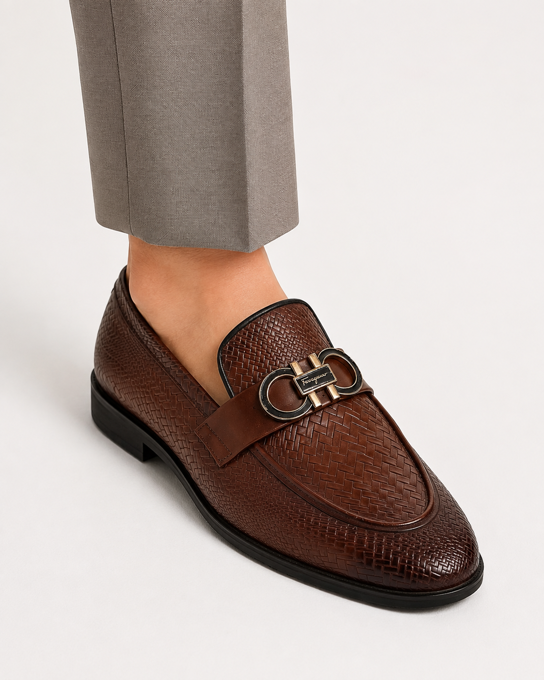 BROWN - 9914